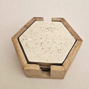 Ξύλινα Σουβέρ 4 Τεμαχίων Μπεζ 13.5x13.5x5cm