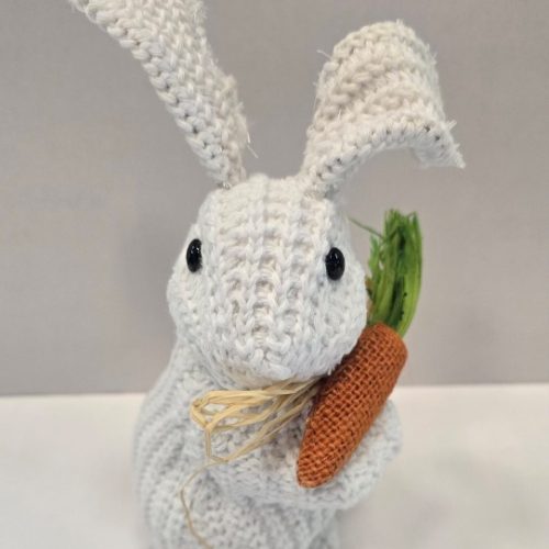 Πλεκτός Λαγός Λευκός με Καρότο